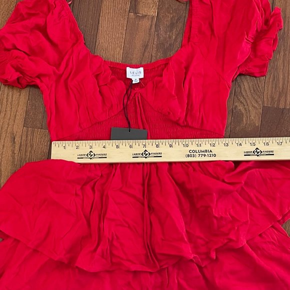 NWT Le Lis Red Puff Sleeve Tiered Romper Size Medium - Picture 16 of 16